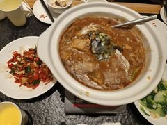 -鱼鲜饭香·招牌汽锅剁椒鱼头王