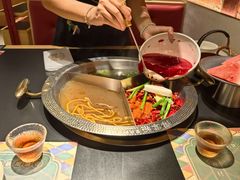 -廖掌柜·重庆鲜货火锅(上海首店)