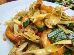 -云海肴·汽锅鸡·云南菜(天山百盛优客店)