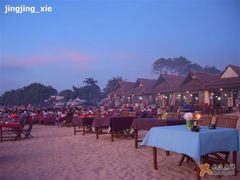 傍晚的海鲜排挡-Lia Cafe