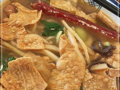 -螺阿牛柳州螺蛳粉·特色煲仔饭