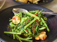 -大树下海鲜饭店