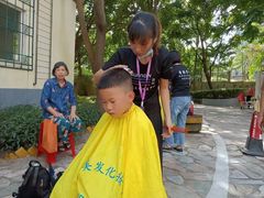 -首脑美容美发化妆美甲培训学校(龙岗校区)
