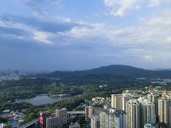 -广州中心皇冠假日酒店