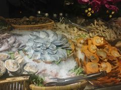 -海吃海喝海鲜烤肉餐厅