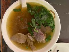 牛肉粉丝汤-哑巴生煎(临顿路店)