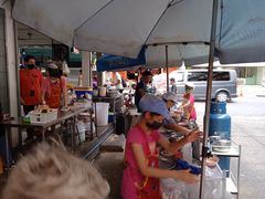 -榮泰米粉湯(Left Shop)