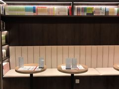 -钟书阁(群光广场店)