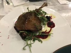 -La Mer Restaurant & Lounge