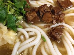 -鑫花溪牛肉米粉(凤凰街创始总店)