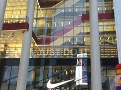 -NIKE品牌体验店(南京东路店)