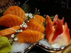 -山川小町·极番烧肉(新地假日广场店)