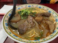 -金杨拉面王小吃面馆·牛三宝面·红烧牛肉粉