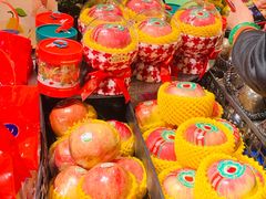 -中百仓储超市有限公司(越秀星汇维港店)