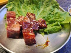 骰子牛肉-俊熙家点餐式自助烤肉店(南充王府井店)