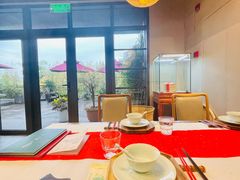 -荷风细雨·中国茶宴(世纪大道店)