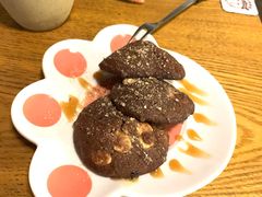 -萌喵咖啡屋(人民东路4号口M16商铺店)