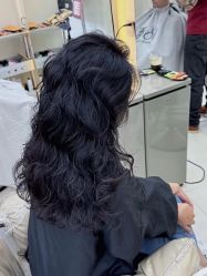 -十六番发型师事务所