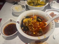 -渝是乎川渝小炒(新世界百货望京店)