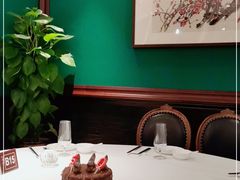 -醉辉皇上海之巅(上海中心大厦店)
