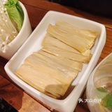 天气一下子感觉入冬了，特别适合吃火锅，位于地中海4楼