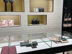 -CHANEL(恒隆广场店)