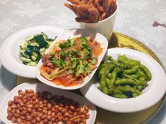 -茸梅路右拐龙虾-农家菜(松江店)
