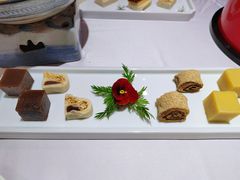 御膳点心四拼-味+新京宴·烤鸭·北京菜(创意谷店)