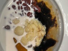 -RUXU入续糖水铺与包(卓悦中心店)