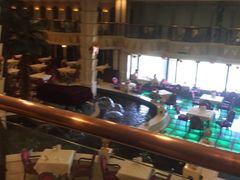 -碧中海汤泉汗蒸酒店