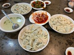 -周家大连水饺(美专校街店)