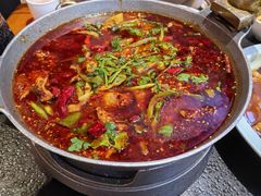 -万重锦·人文川菜馆(骡马市店)