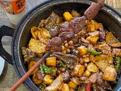 -老钟家烤羊排·敦伊阁清真餐厅胡羊焖饼