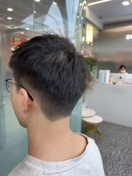 -川和潮人