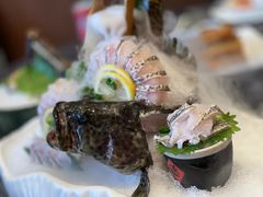 -鼎泰亨·海鲜牛肉餐厅(滨江店)