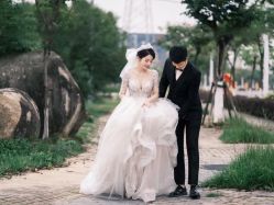 -伯瓷皇后婚纱艺术空间