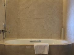 -舟山希尔顿酒店