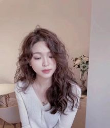 -卡尔诗·科技美肤连锁