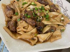 -壹阁胡羊焖饼(特色小吃街店)