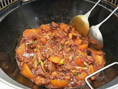 -东北酱骨饺子铁锅炖(万达总店)
