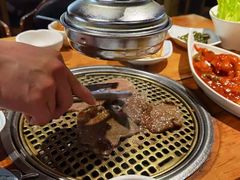 -唯成•韩国炭火烤肉 유성고기