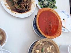 -二哥特色砂锅