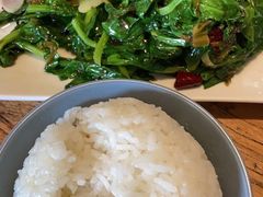 清炒豆尖-云之南(八里庄店)