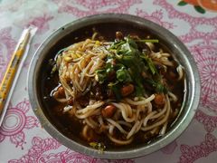 -灵山卢梅燕粉店