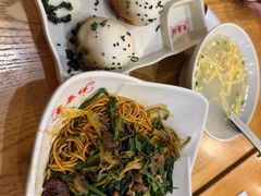 开洋葱油拌面-东泰祥生煎馆(重庆北路店)