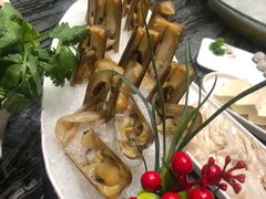 -大渔小鲜火锅店