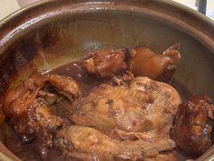 猪手煲土鸡-麓湘小镇(开福万达广场店)