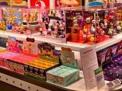 -泡泡玛特POPMART(金安国际购物中心店)