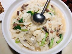 -梁家大院•农家菜(昆山会展中心店)