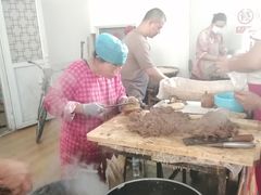 -老西关黄老太牛肉烧饼